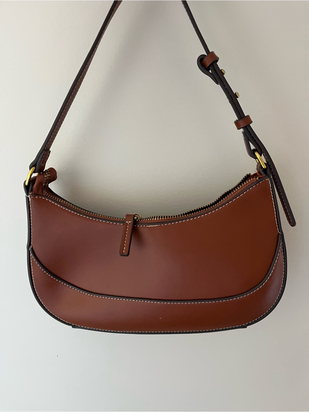 Mango Brown Oval Short Handle Bag